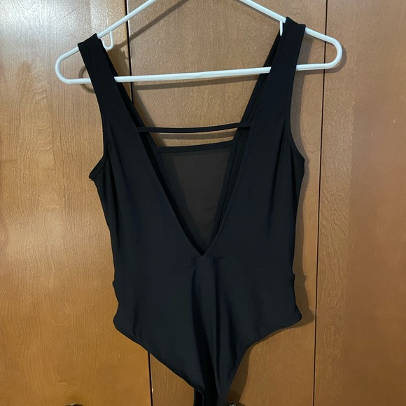 Black bodysuit BUNDLE small - Picture 9 of 10